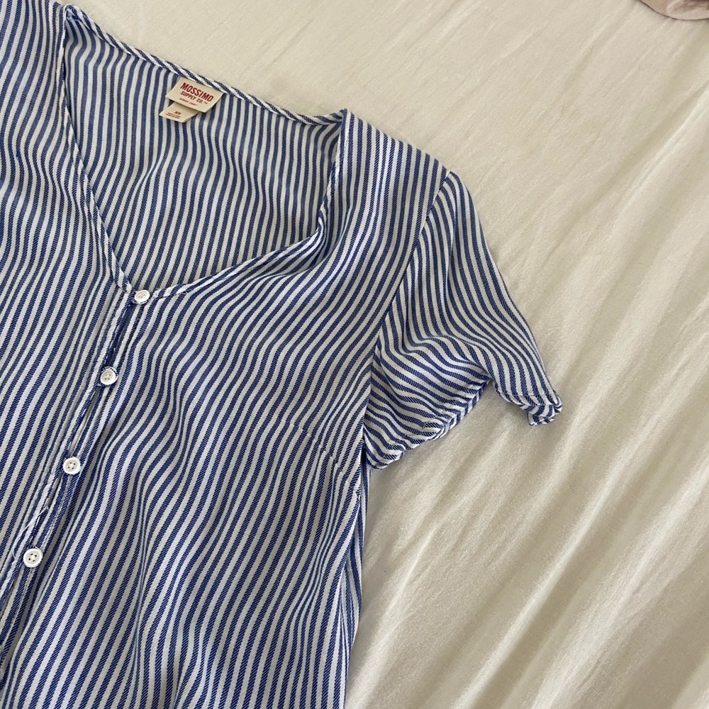Button down blouse - Picture 4 of 4